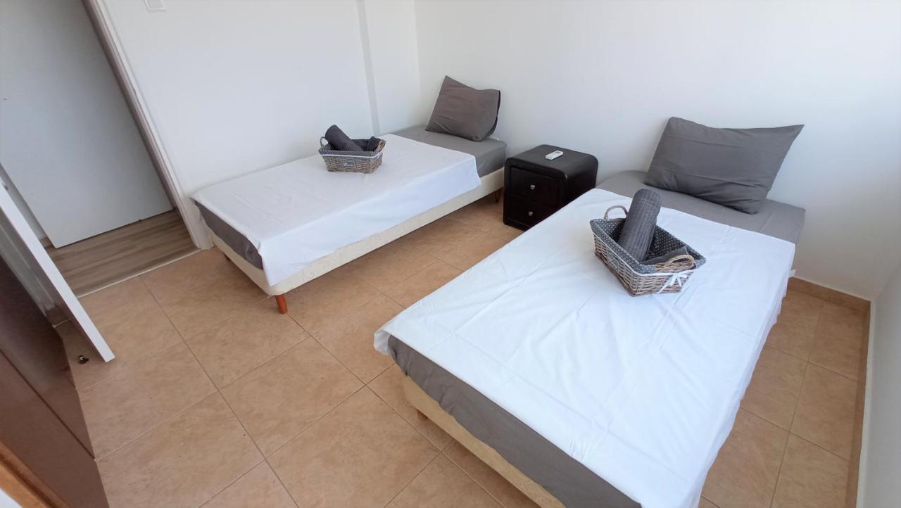 5 Min To The Beach Holiday Shared Apartment Incl Netflix - Private Room In 3 Bdr Apt ลาร์นาคา ภายนอก รูปภาพ